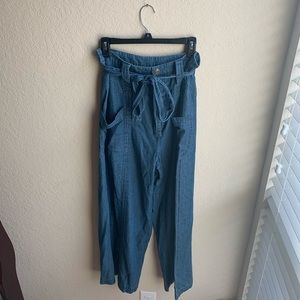 High-Waisted American Eagle Denim Pants